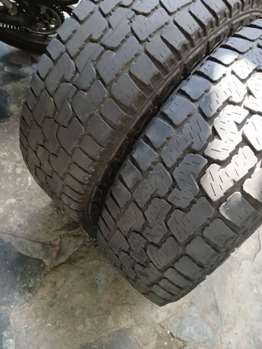4 pneus pirelli Scorpion 235/55/17