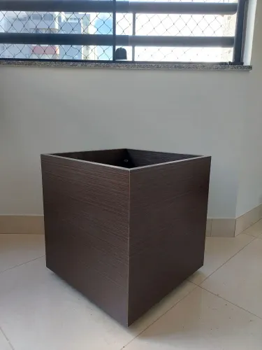 Cachepot para planta em MDF 45X45 CM