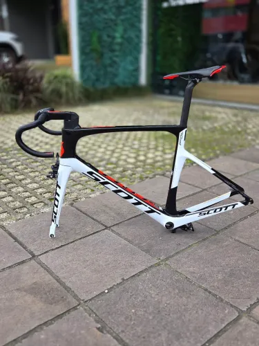Quadro Scott Foil 56 carbono
