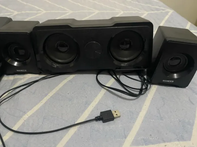 projetor benq + caixa de som