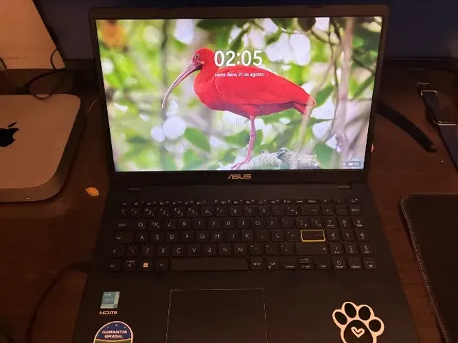 Vendo: Notebook Asus semi novo (menos de 40 dias de uso):