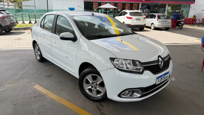 Renault Logan Dynamique Hi-flex 1.6 8V 4P 2016