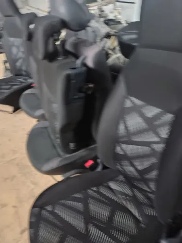 Bancada original do Mobi 2020 toda perfeita sem rasgões 
