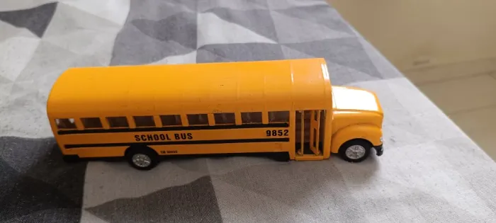Miniatura ônibus escolar americano - School Bus