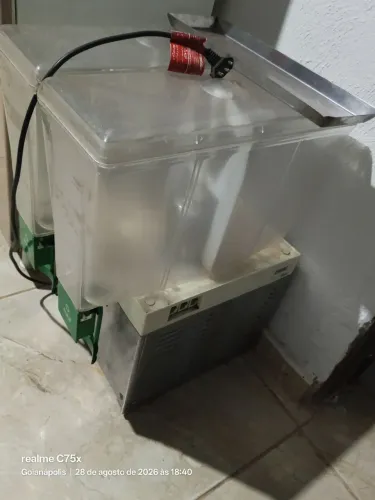 Vendo suqueira 2 bacia 30 litros