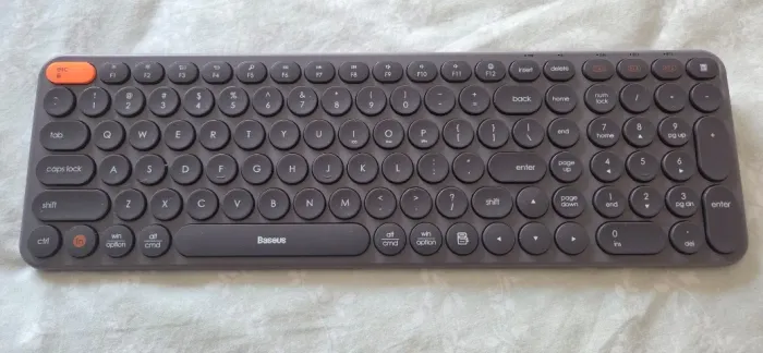 Teclado Baseus K01 Sem Fio Tri-Mode (Bluetooth) - Mini e Compacto