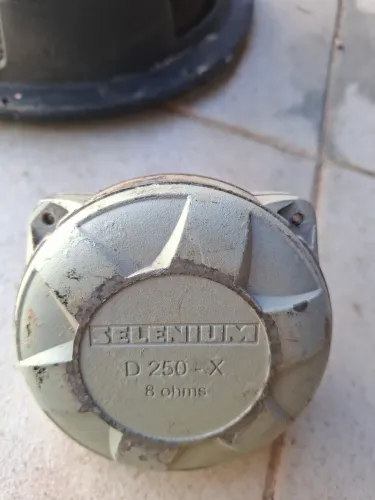 Corneta d250x - 4 unidades 70 cada