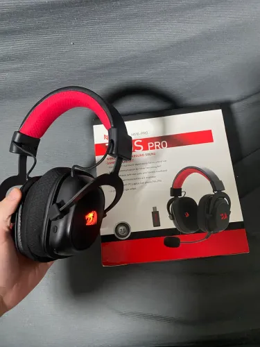 Fone Redragon Zeus Pro 