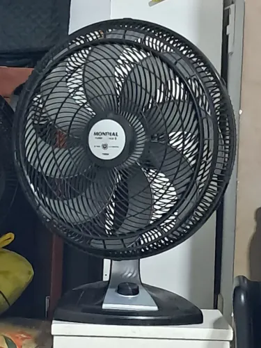 Vende-se ventilador 100,00