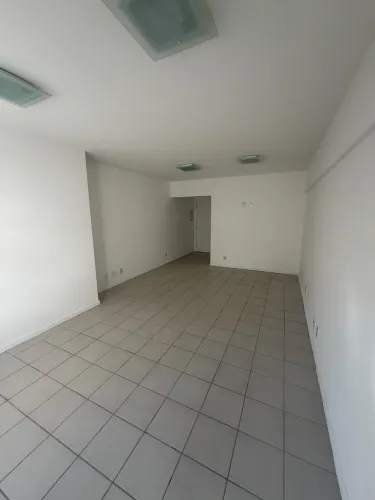 Sala comercial Centro Executivo Veloso