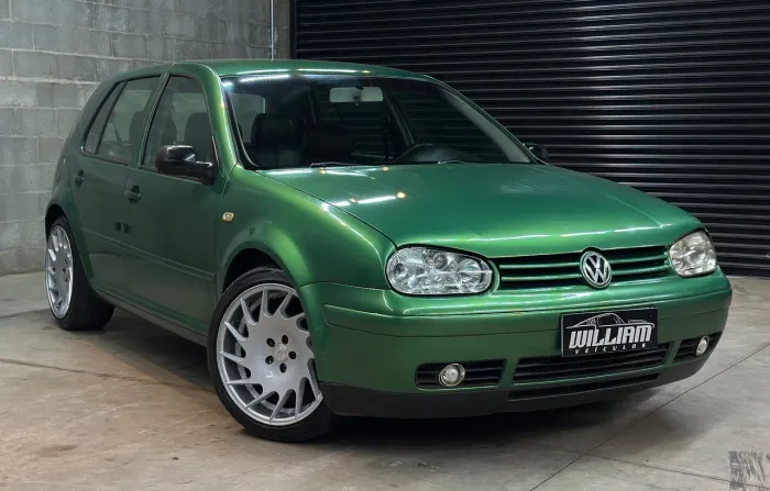 Volkswagen Golf 1.6 MI/ 1.6 MI Gener./black & Silver 2001