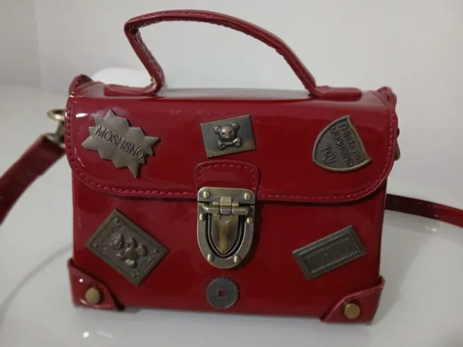 Vendo essa linda bolsa...tamanho P Pouco uso