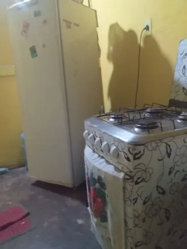Geladeira e fogão no preço 