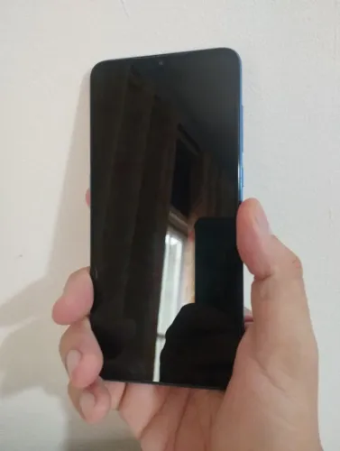 Celular Xiaomi MI 9 original amoled 8GB, 256GB (LEIA, restauração ou retirada de peças)