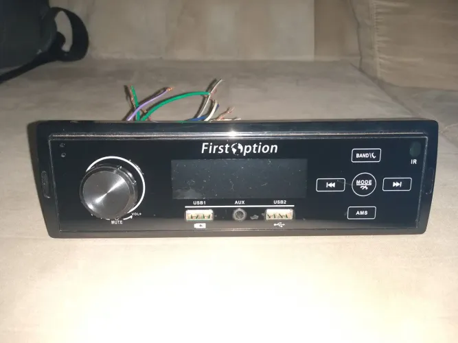 Aparelho Som Automotivo USB Funcionando