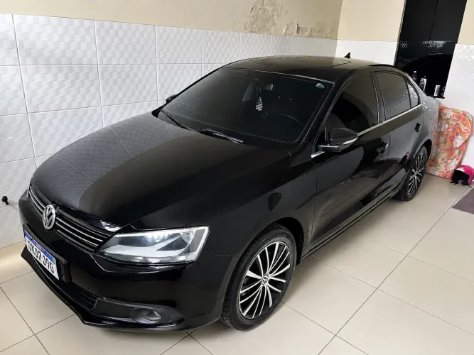 Volkswagen Jetta Highline 2.0 TSI 16V 4P Tiptronic 2014