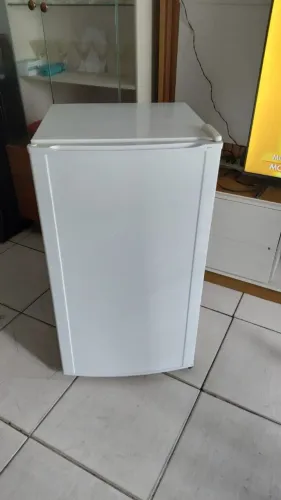 Frigobar Electrolux 120 litros com congelador ENTREGO