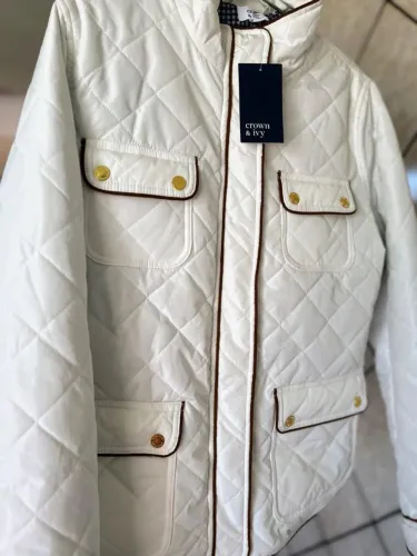 Jaqueta Matelassê Off-White Crown & Ivy