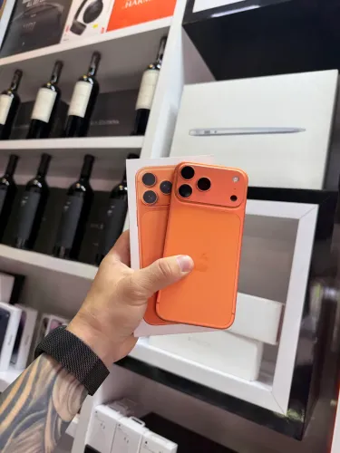 IPHONE 17 PRO MAX 256GB SEMI NOVO 