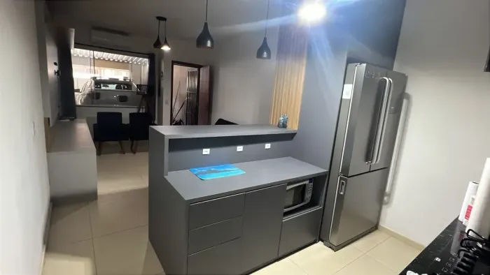 Casa com 2 dormitórios ( 1 suíte) , Totalmente Mobiliada