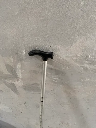 Bengala de apoio regulável