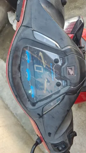 Moto biz valor 12.000 bem conservada.