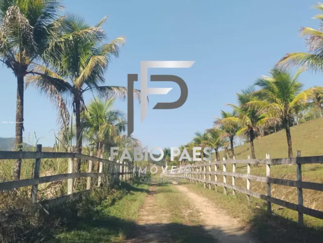 Fazenda para Venda em Cachoeiras de Macacu, Papucaia, 4 dormitórios, 2 suítes, 3 banheiros