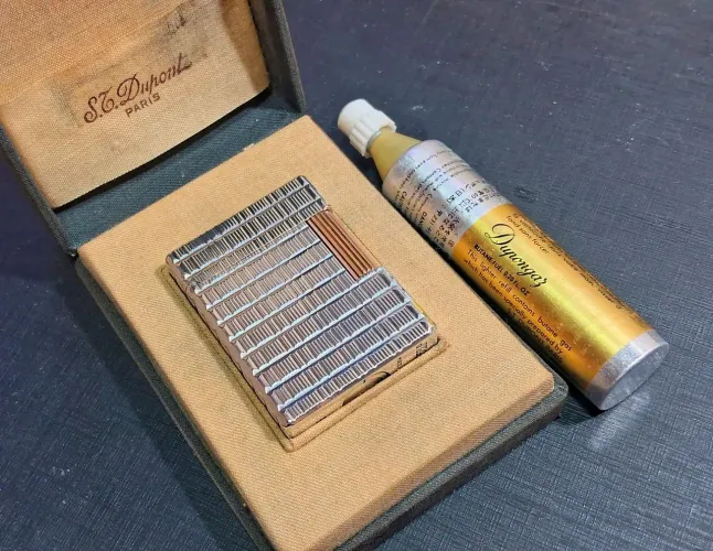 Isqueiro D T Dupont