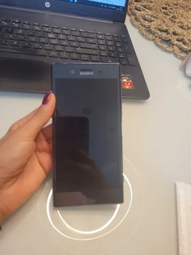 2 SONYS Xperia XZ1 - Seminovos - Perfeito estado - Desbloqueados