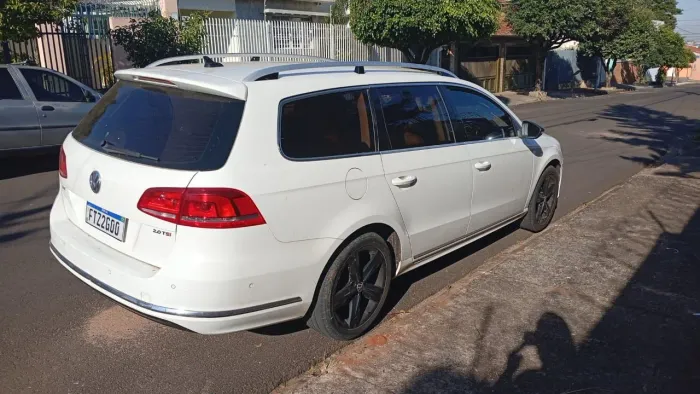 Volkswagen Passat Variant R-line TB 2.0 TSI Tip. 5P 2014