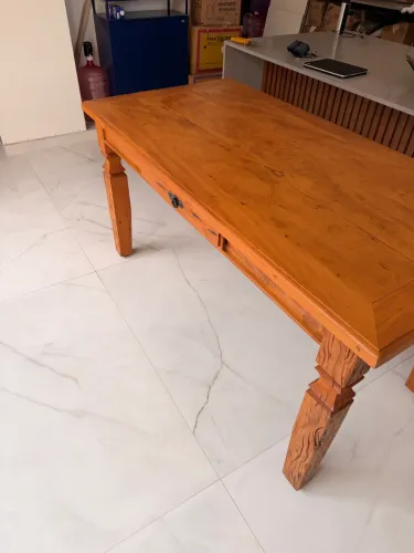 Mesa de madeira demolição 1,60x0,80m