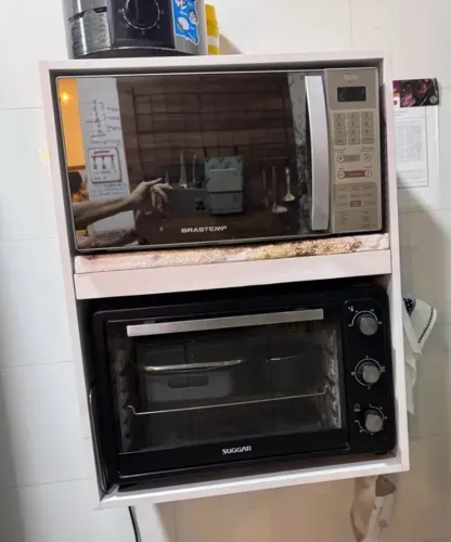 Vende-se o combo Microondas + forno elétrico + Suporte/Bancada