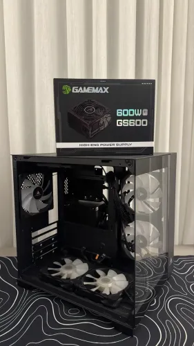 GABINETE GAMER + FONTE 600W + SSD 240GB