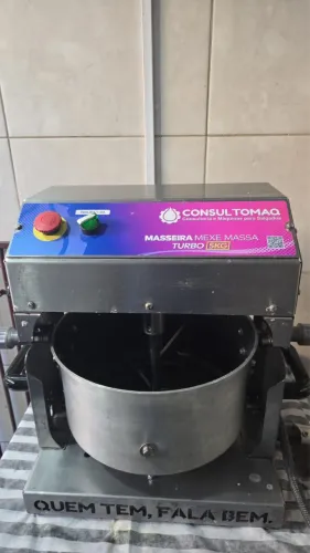 Salgadeira Maq Turbo 5.5 + Masseira Turbo 5kg - Max