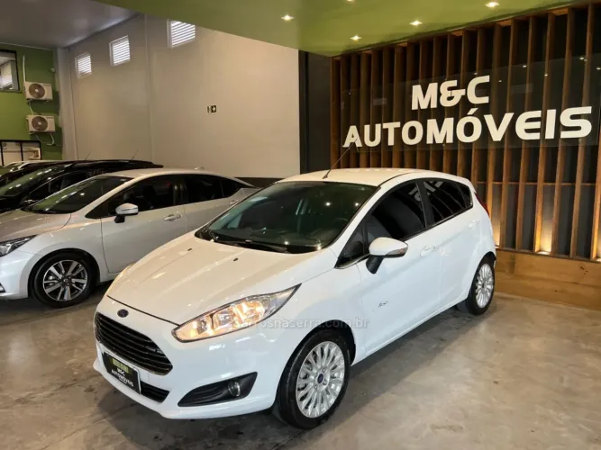 Ford Fiesta Tit.plus 1.0 12V Ecoboost Aut. 5P 2017