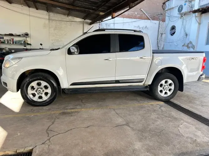 Chevrolet S10 Pick-up LTZ 2.8 TDI 4X4 CD Dies.aut 2014