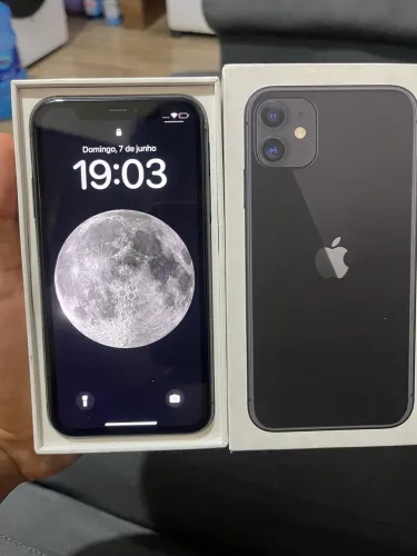 iPhone 11