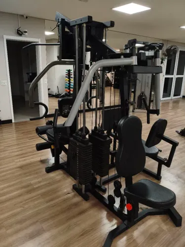 Equipamentos Acadêmia