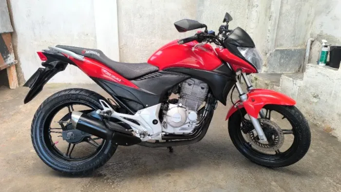 CB 300 Honda