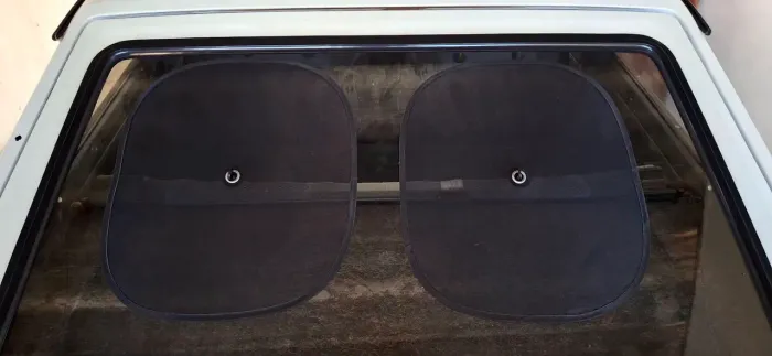 Tela de proteção solar (carro) com ventosa (leia o anúncio)