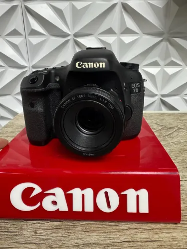 Canon 7d + 50m 1.8 stm 1 ano de garantia 