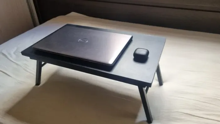 Mesa de colo dobrável - toda em madeira