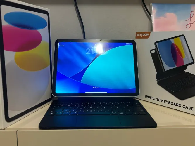 iPad A16 128GB Cinza + Teclado Bettdow | Bateria 100% - COM GARANTIA APPLE