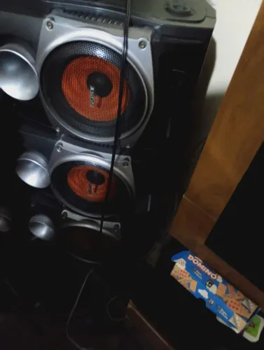 4 caixas de som Sony