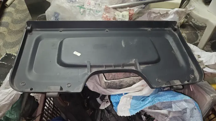 Tampao traseiro Fiat Uno ate 2012 
