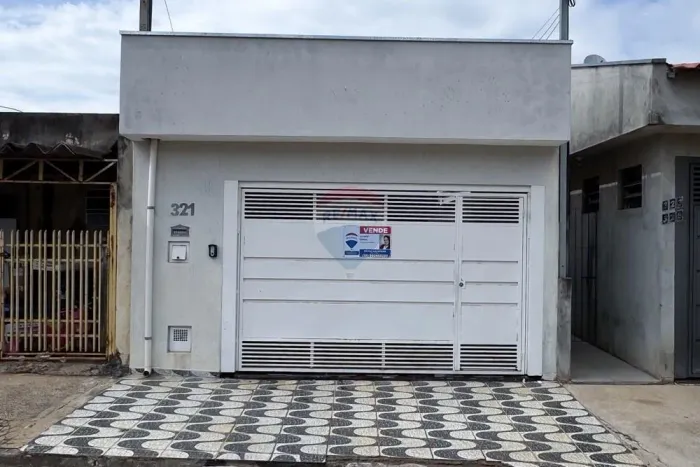 Casa Moderna e Bem Localizada em Capivari/SP