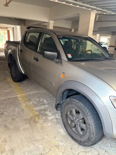 Mitsubishi L200 Triton HLS 2.4 Flex 16V CD Mec. 2017