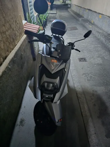 Autopropelido Jet 1000W Cinza - Ano 2025 - Muito Nova