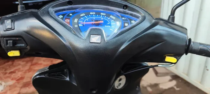 HONDA BIZ 125 ES 2013/14