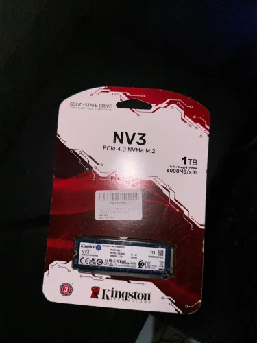 Kingston nvme 1terabyte v3 lacrado